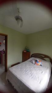 Casa entre as montanhas praia da mococa caragua