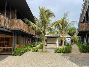 Marena Surf Shack - Casa Akaw - La Salada