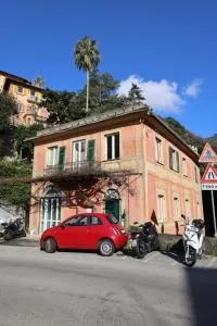 Hostel Bosmi Bed&Language Liguria - Canepa