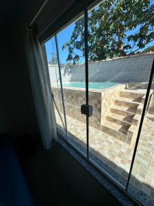 Casa em condomínio há 3 minutos praia barbudo