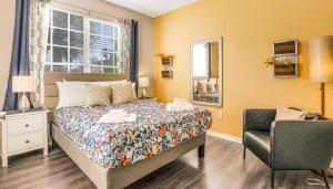 Family Home w Private Pool Pet Friendly, Minutes to Disney