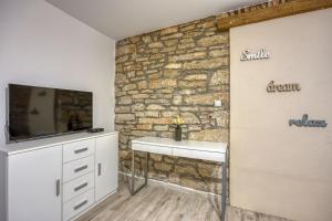 Apartment Alice - close to Pula centre - Happy Rentals