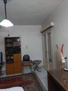 Cosy Large Apt near the airport