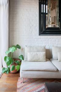 Beautiful restored historical apartment in Galata