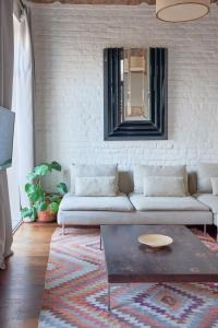 Beautiful restored historical apartment in Galata