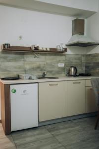 Darki Apartments 3 - Very Central Stay With Free Parking