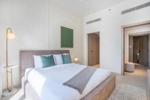 Stylish 1BR Retreat in JVC Modern & Cozy Stay