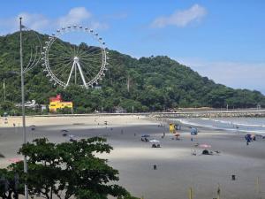 APT 401 Frente Mar Roda Gigante 3 quartos