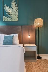 The Seven Palm with free rooftop pool & beach