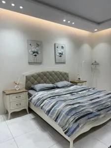 شقة بغرفتين نوم وجلسه مريحة - Shumaysī