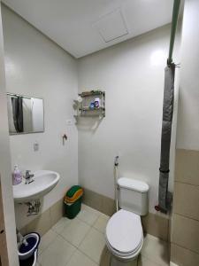 1 Bedroom with Free wifi and Netflix in Trees Residences