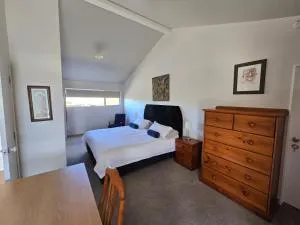 Hill View - Ruatangata West