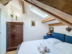 Appartement Atypique cœur de ville -AC-