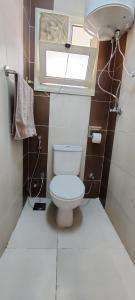 Downtown rooftop Studio, Lift