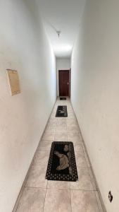 APARTAMENTO PRIMEIRO ANDAR COM GARAGEM E RECEPÇÃO 24 horas