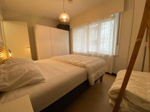 Apartment in Nieuwpoort near the Beach