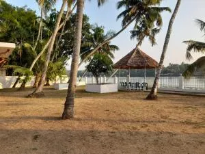 Sabarmati Riverside Villa - Parūr