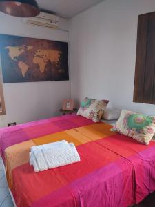 Apartamento Charmoso - Localização Privilegiada Enfrente Aeroporto - Perto de tudo - 2 minutos orla mar - Ar Cond, Frigobar, Tv 50, WIFI