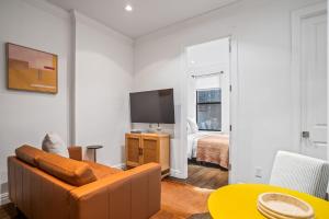 Charming Midtown 3BD 1 Bath Near Times Square & Central Park