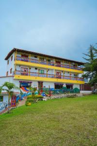 Roble Colonial - Apartamentos Deluxe en Guatapé