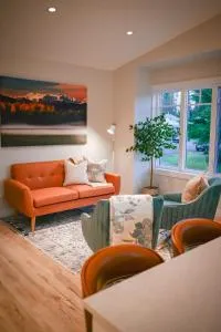 Courtenay Luxe Suite - Comox
