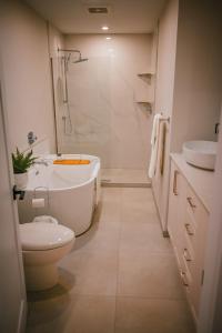 Courtenay Luxe Suite