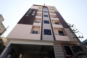 Aadya Inn New Luxury Hotel