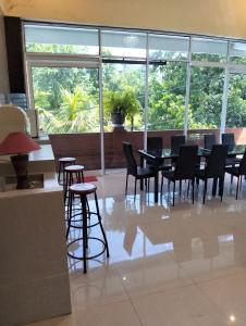 Ubud Suites Batuan