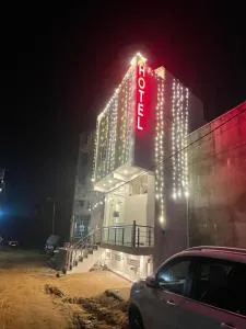 Hotel Golden Galaxy - Tonk