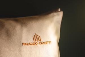 Palazzo Canetti Locarno - Piazza Grande - Suites & Rooms - Easy Self Check-In