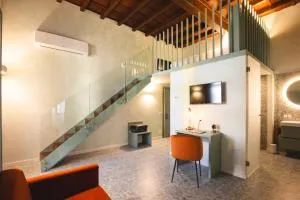 Palazzo Canetti Locarno - Piazza Grande - Suites & Rooms - Easy Self Check-In - 米努西奥