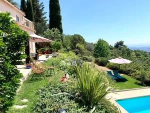 Maison de charme avec vue mer et piscine sur les hauteurs de Nice - 孔特
