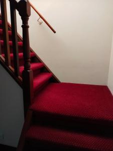 Snow whites 2 bedroom dream Cottage with free parking