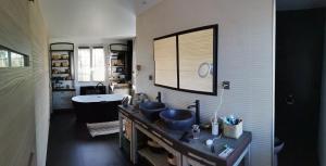 Villas Oasis de Detente avec Piscine et Jacuzzi 300m2 : photos des chambres