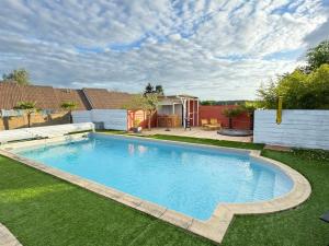 Villas Oasis de Detente avec Piscine et Jacuzzi 300m2 : photos des chambres
