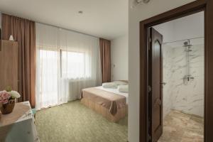 Pensiunea Trei Stejari