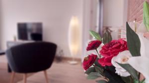 Interpares Swimmingpool by Del Parque Flats