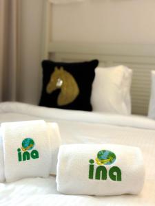 INA HOMES - Burj Royal 1 BR Stylish Apartment