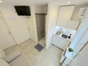 Krásny byt - garzonka v Novom meste s terasou