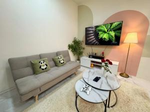 Private Pool SemiD 5 Min Walk SunwayVelocity Max 21 Pax