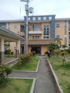 Staycation in Tagaytay Woodhills - Palocpoc