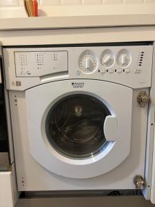 Grand F1 Centre Historique Ecusson 10Min Comédie