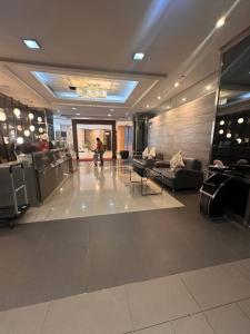 Cozy Laura at ACE Plaza