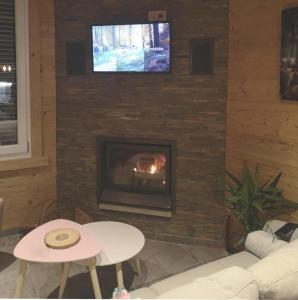 CHALET COSY A LA MONTAGNE AVEC SAUNA TONNEAU situé à St Laurent en Grandvaux - Proche lacs cascades et pistes de ski