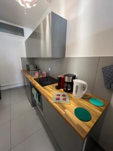 Idéal groupe tarif long séjour maison 4chambres 8lits 2salles de bain 3wc terrasse stationnement gratuit