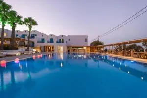 卡马里海滩酒店 - 卡马利