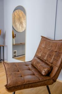 Lumen Homes - Altstadt-Residenz, direkt im Zentrum, geräumiges Apartment mit 5 Zimmern, Küche