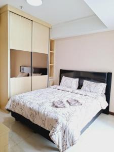 apartemen Royal Mediterania Garden Central Park BT
