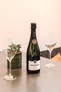 Studio Lumineux et Rénové, au cœur de la ville, NICE CENTRE