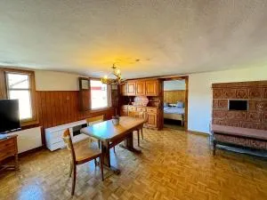 AlpenHaus, farmhouse - 特里森